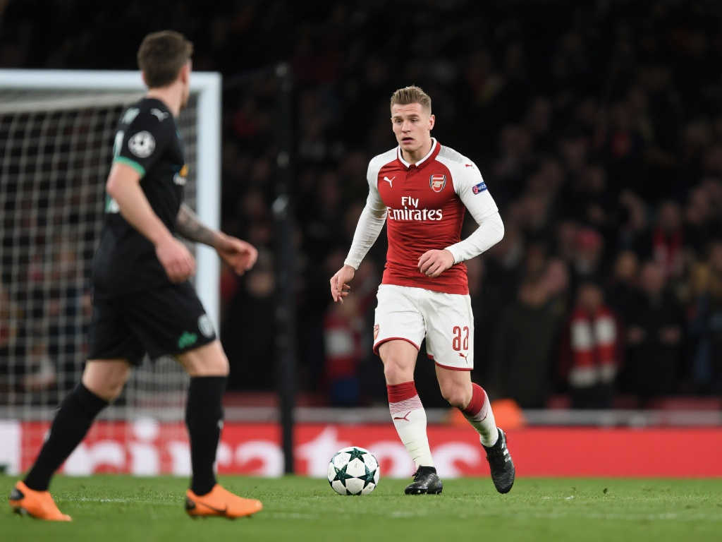 況卻截然不 況卻截然不